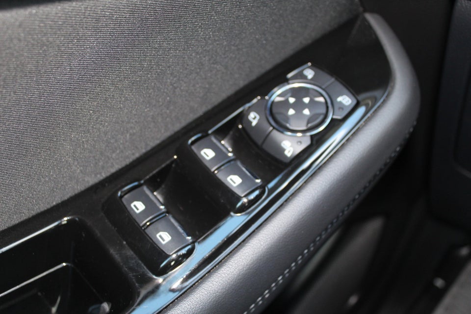 Ford S-MAX 1,5 EcoBoost Titanium 5d