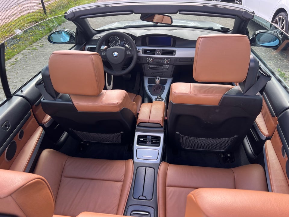 BMW 335i 3,0 Cabriolet M-Sport Steptr. 2d