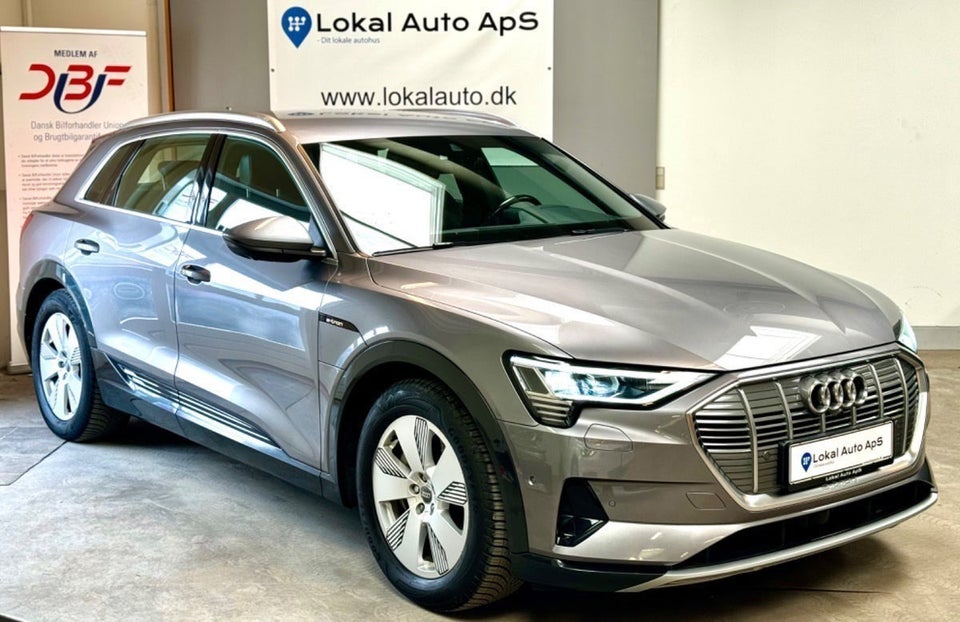 Audi e-tron 55 S-line quattro 5d