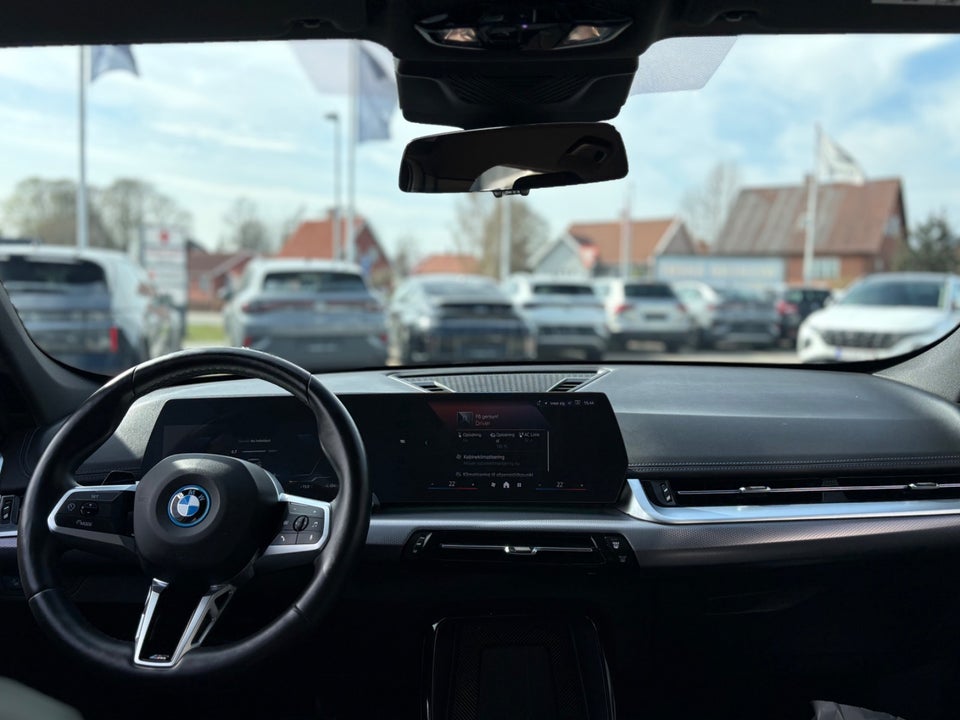 BMW iX1 eDrive20 M-Sport 5d