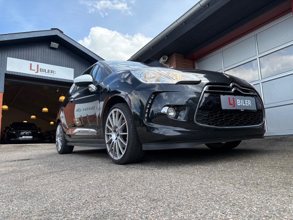 Citroën DS3 1,6 THP 156 Sport 3d