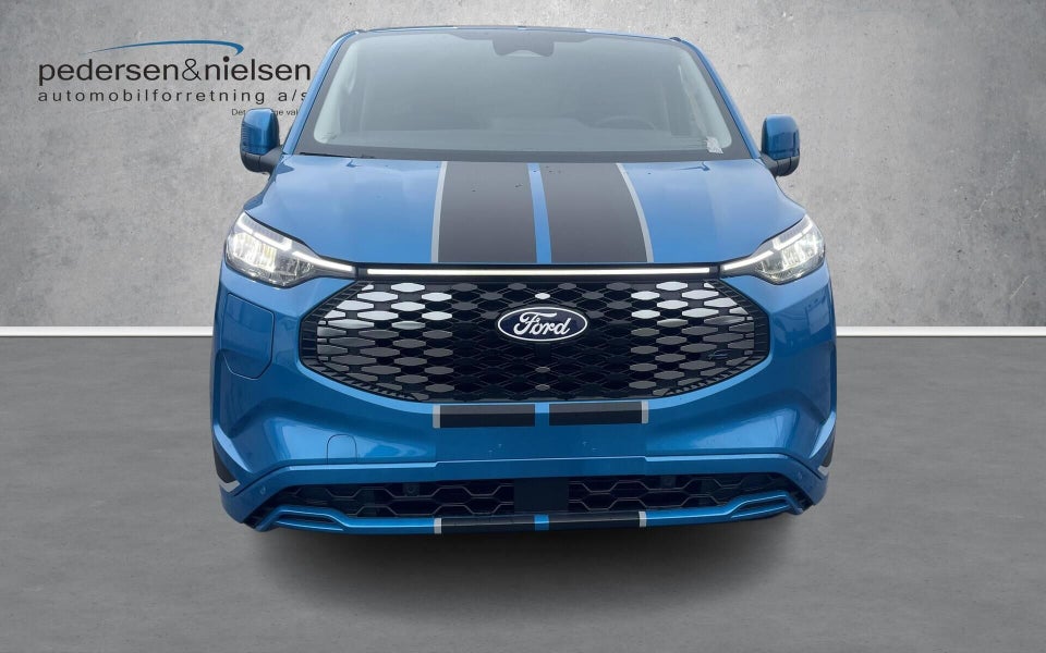 Ford E-Transit Custom 340L 64 Sport