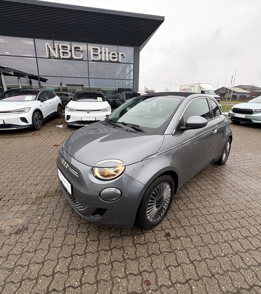 Fiat 500e 42 Icon Cabrio 2d