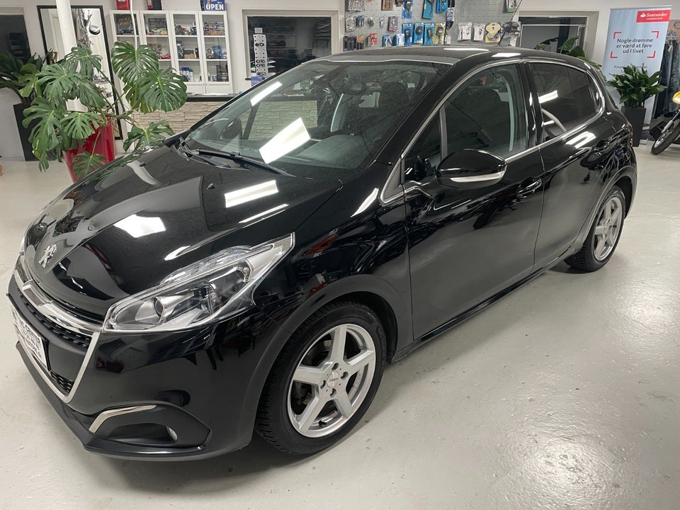 Peugeot 208 1,5 BlueHDi 100 Prestige Sky 5d