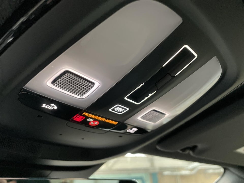 Volvo XC40 P6 ReCharge Pro 5d