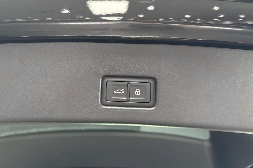Audi Q4 e-tron 40 Attitude Sportback 5d