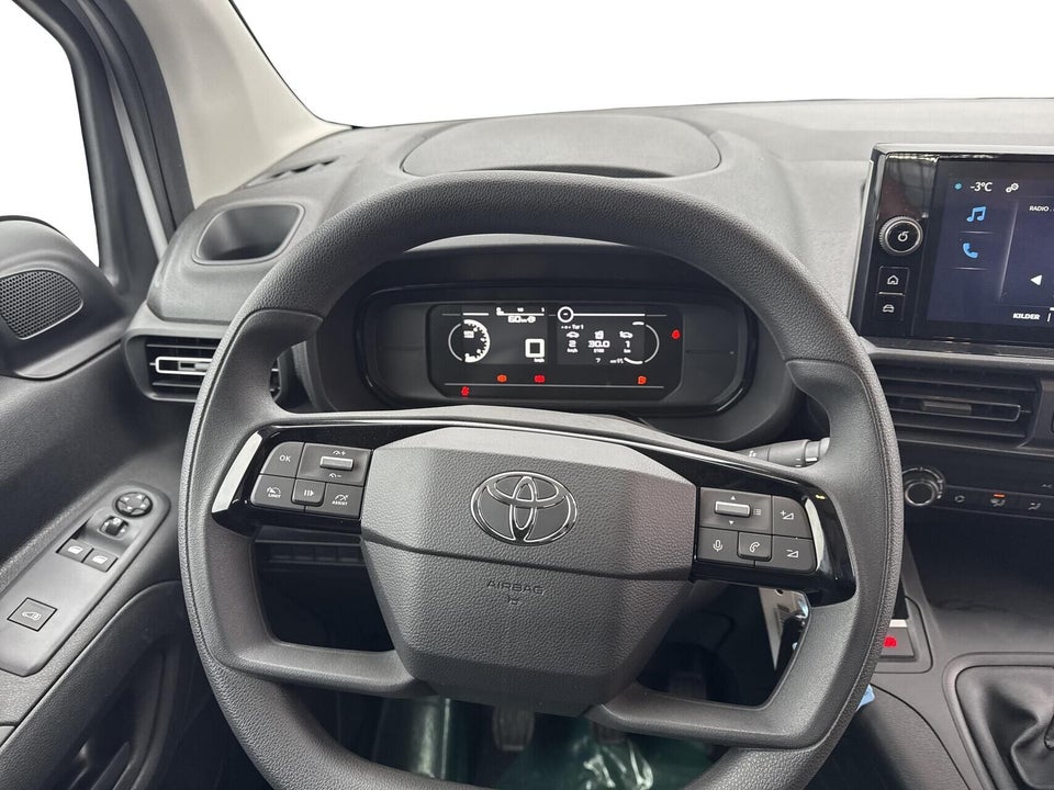 Toyota ProAce City 1,5 D 102 Medium Comfort Master