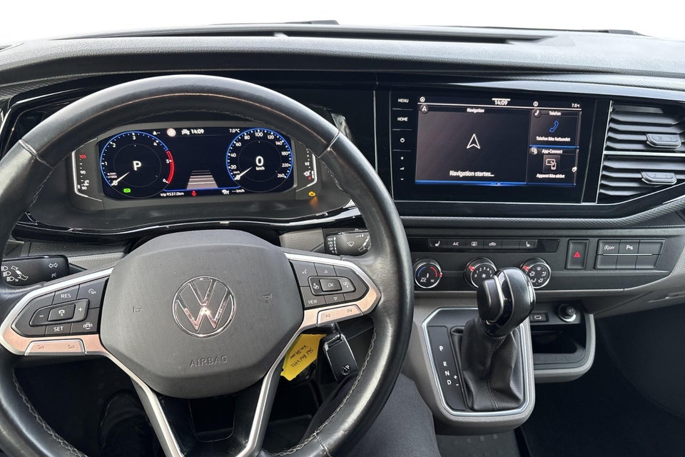 VW Transporter 2,0 TDi 150 Kassevogn DSG kort