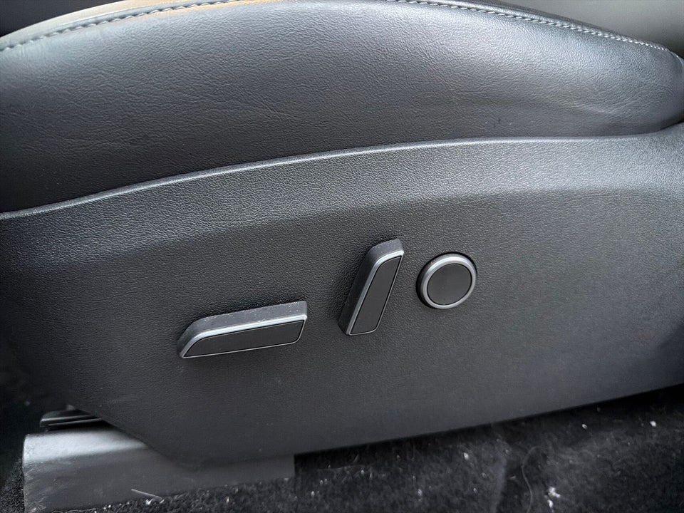 Tesla Model Y Long Range RWD 5d