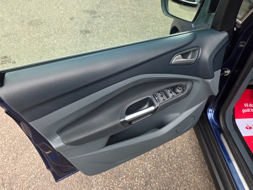 Ford C-MAX 1,6 SCTi 150 Titanium 5d