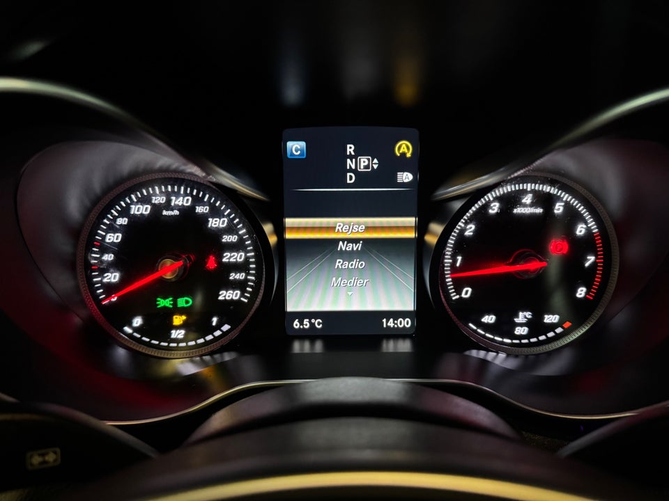 Mercedes C400 3,0 AMG Line stc. aut. 4Matic 5d