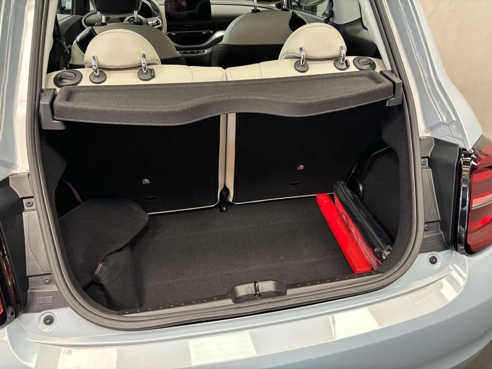 Fiat 500e 42 la Prima by Bocelli 3d