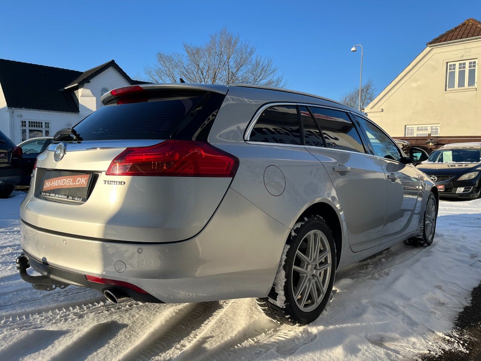 Opel Insignia 2,0 T 220 Cosmo Sports Tourer aut. 5d