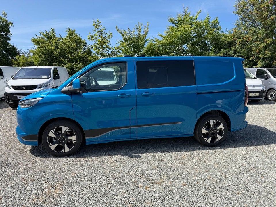 Ford E-Transit Custom 320 L1 71 Sport