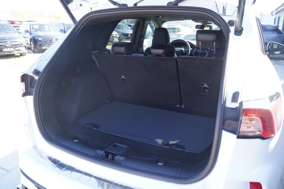 Ford Kuga 2,5 PHEV ST-Line X CVT 5d