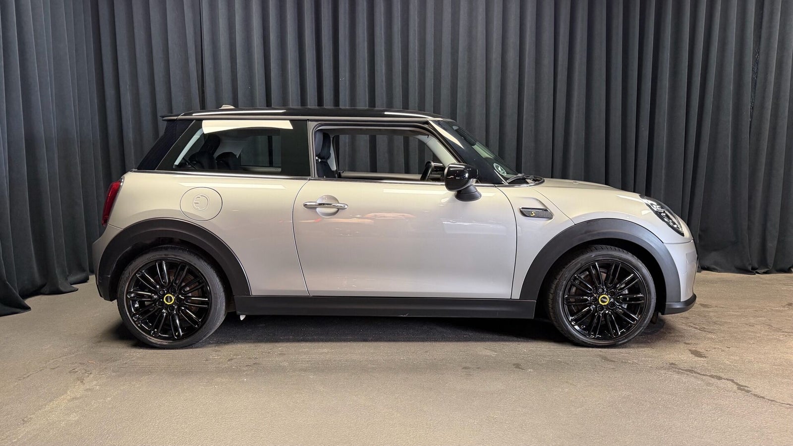 MINI Cooper SE Edition Premium 3d