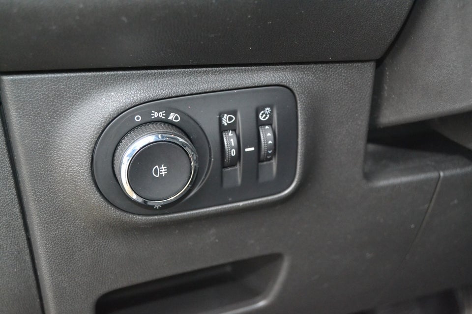 Opel Corsa 1,4 Enjoy 5d