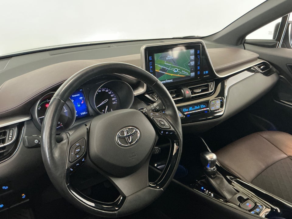 Toyota C-HR 1,8 Hybrid C-HIC CVT 5d