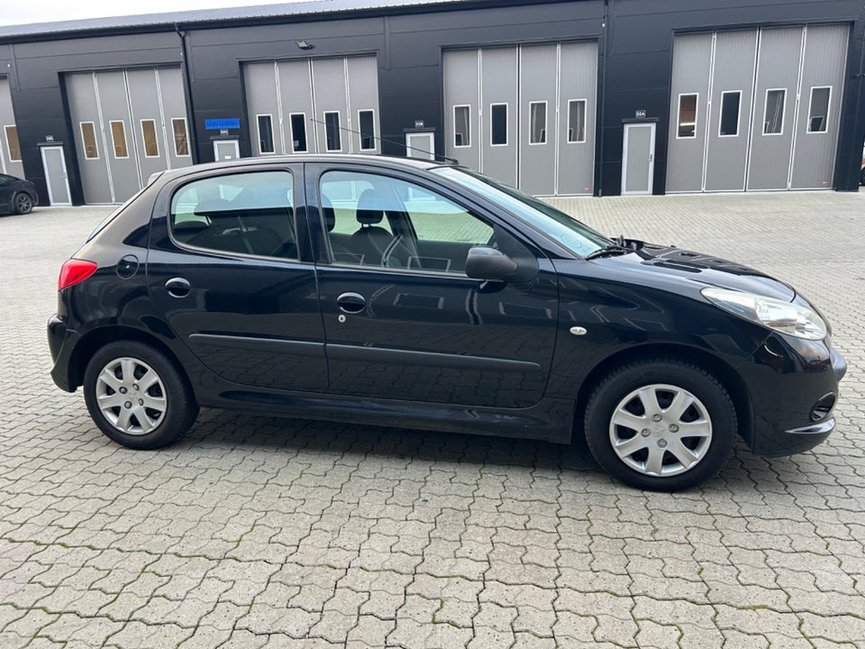 Peugeot 206+ 1,4 HDi 68 5d