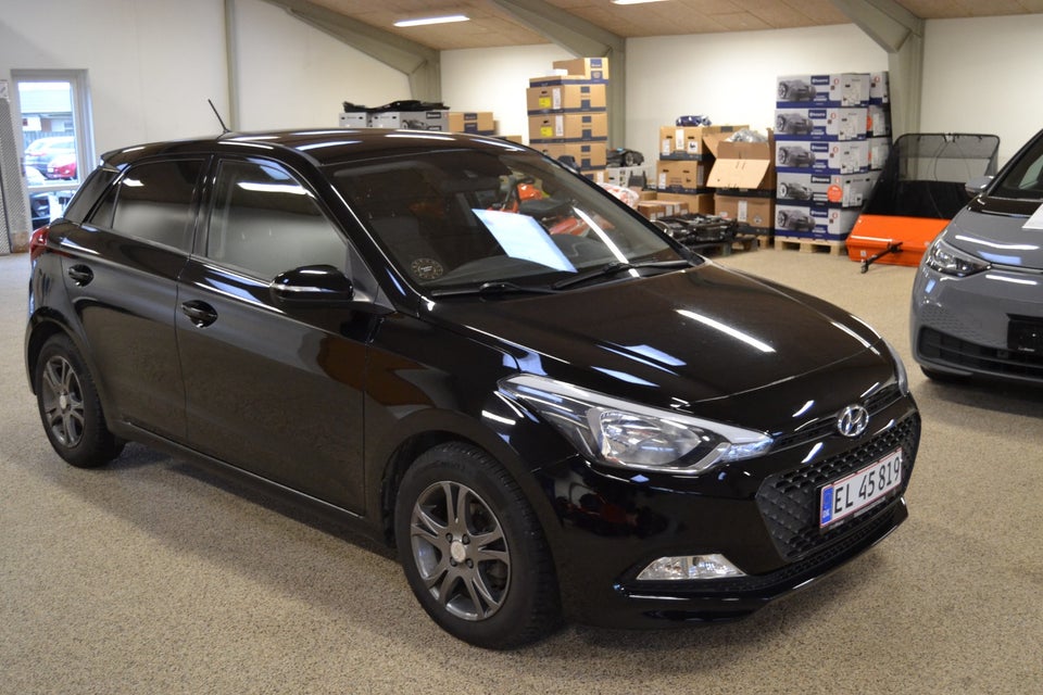 Hyundai i20 1,25 Trend 5d