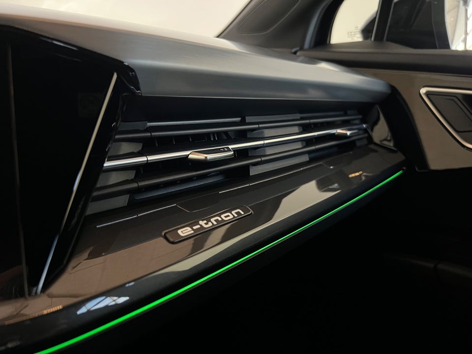 Audi Q4 e-tron 40 Advanced S-line 5d