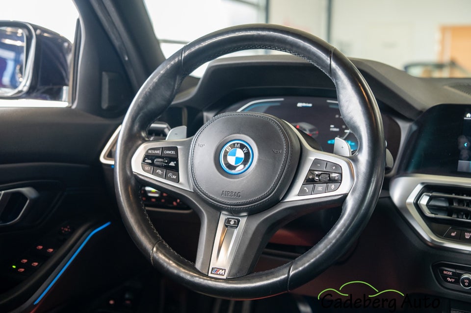 BMW 330e 2,0 Touring M-Sport aut. 5d