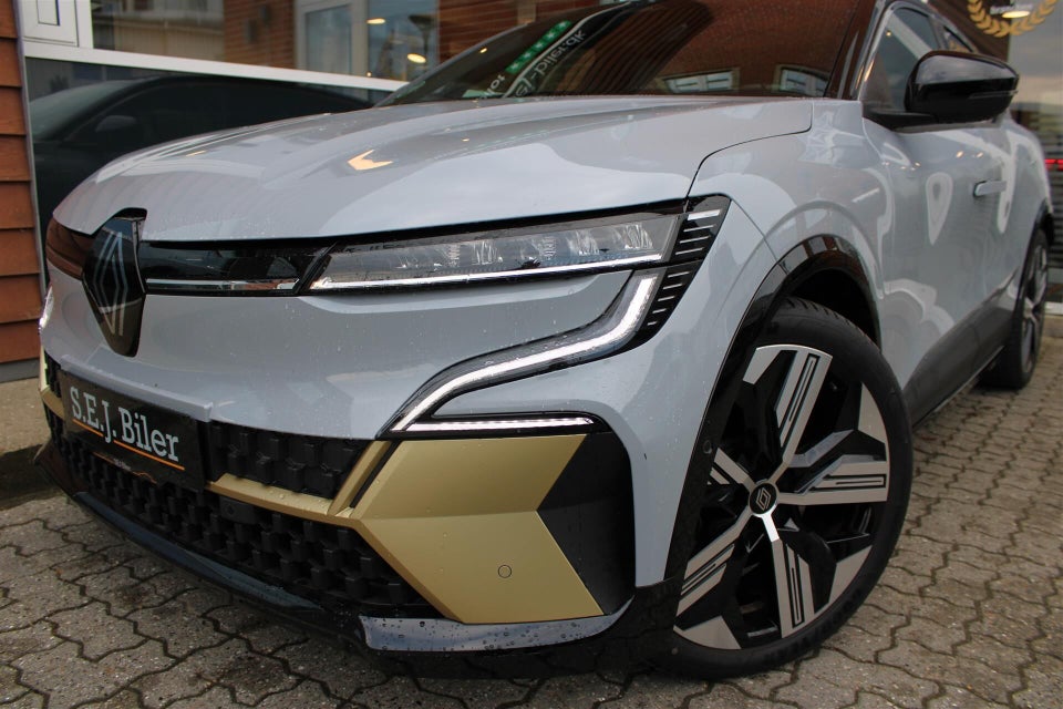 Renault Megane E-Tech 60 Iconic 5d
