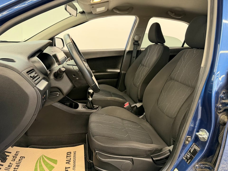 Kia Picanto 1,0 Attraction Sport 5d