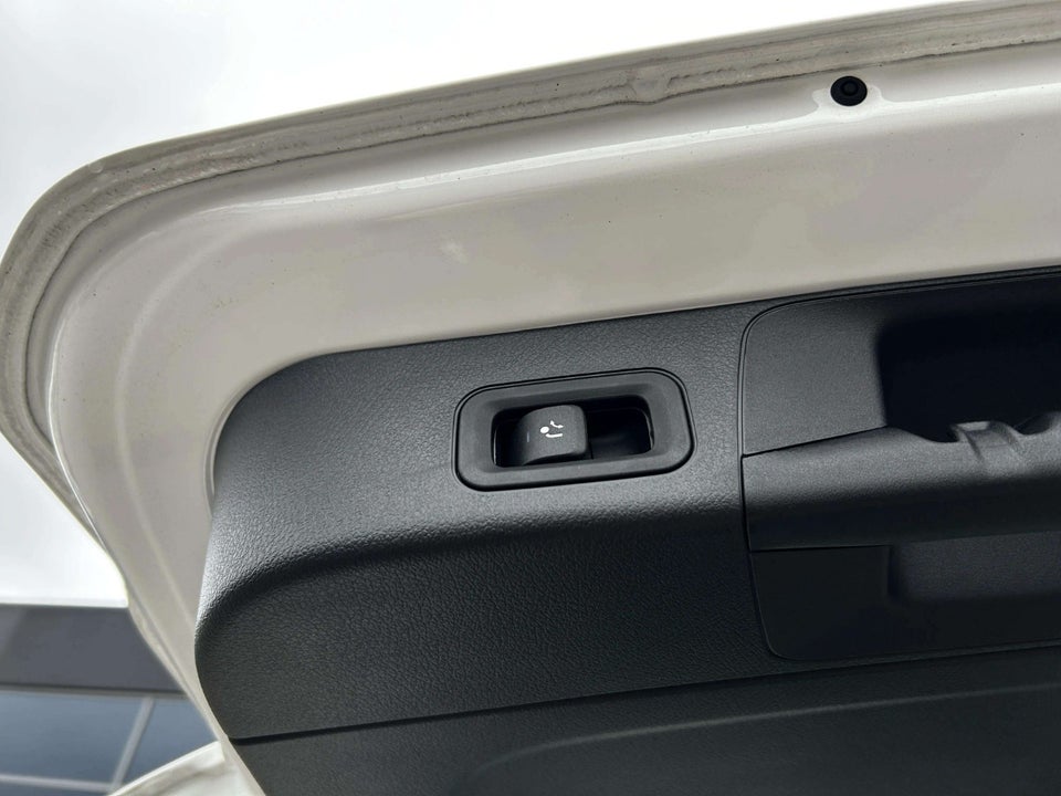 Mercedes EQB250+ Progressive 5d