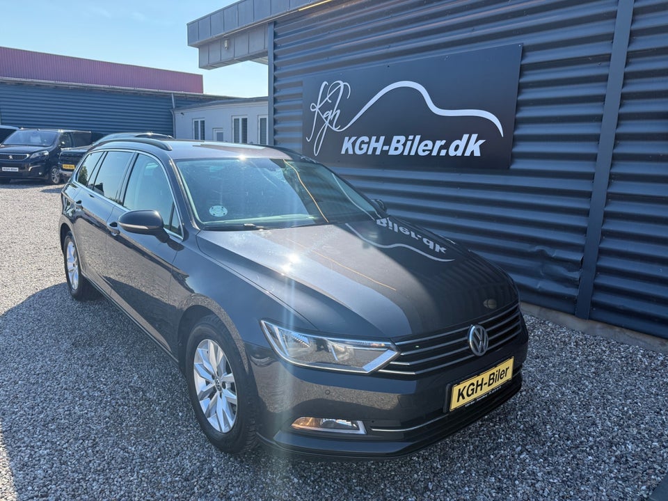 VW Passat 1,6 TDi 120 Comfortline Variant DSG Van 5d
