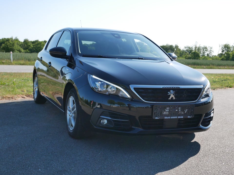 Peugeot 308 1,2 PureTech 130 Style 5d