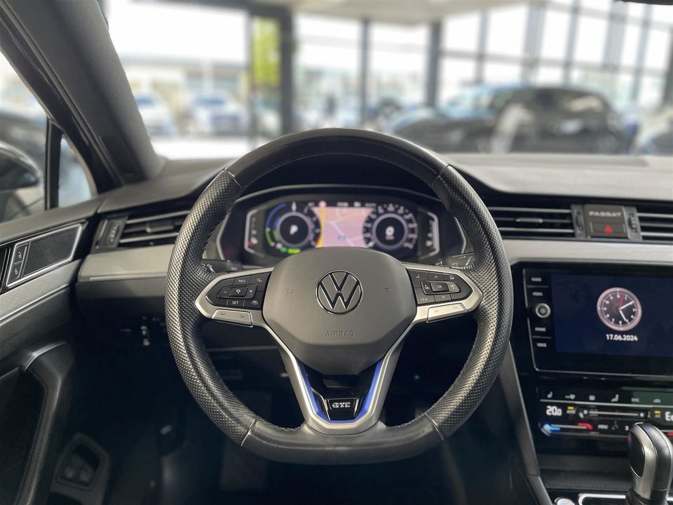 VW Passat 1,4 GTE High Variant DSG 5d