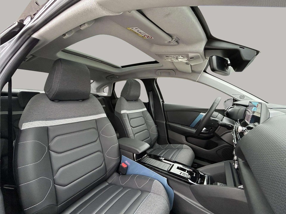 Citroën ë-C4 X 50 Shine 4d