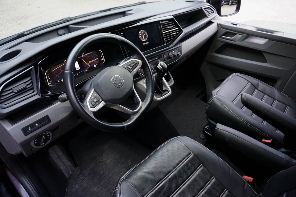 VW Transporter 2,0 TDi 199 Kassevogn DSG 4Motion lang