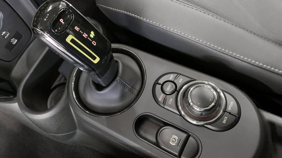 MINI Cooper SE Edition Premium Plus 3d