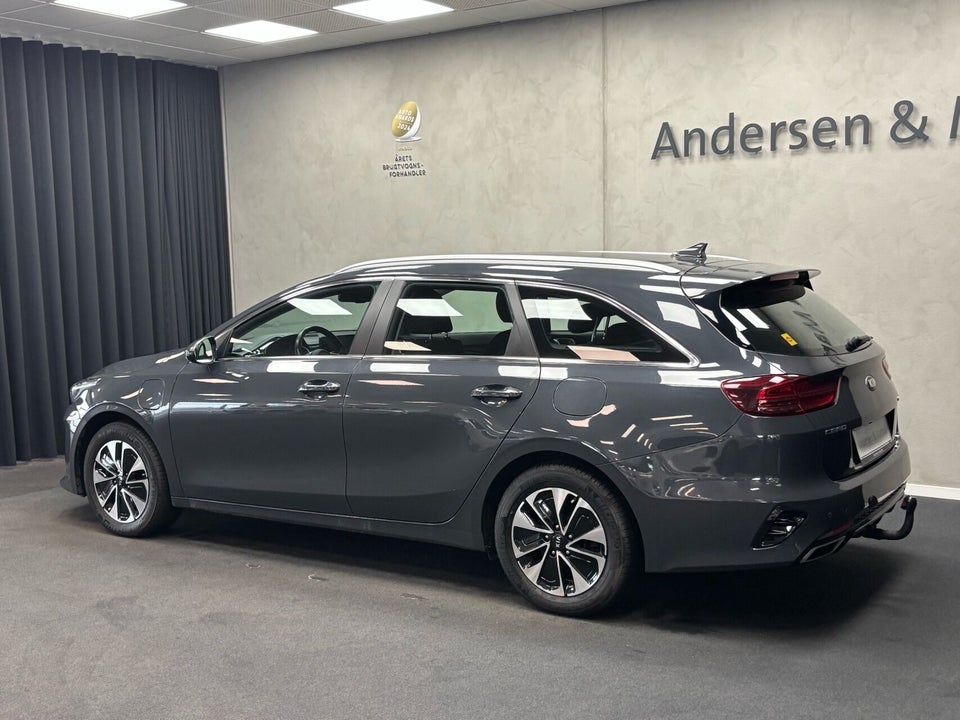 Kia Ceed 1,6 PHEV Prestige SW DCT 5d