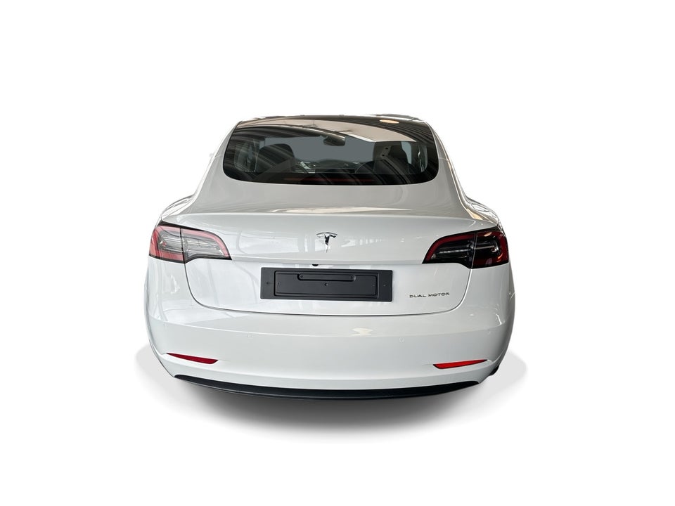 Tesla Model 3 Long Range AWD 4d