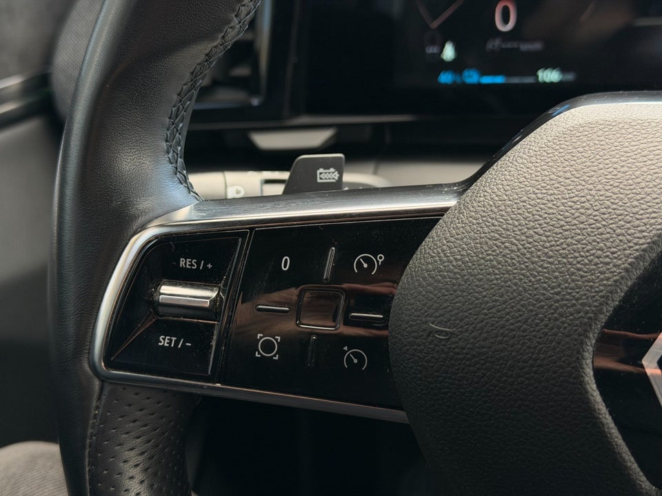 Renault Megane E-Tech 60 Techno 5d