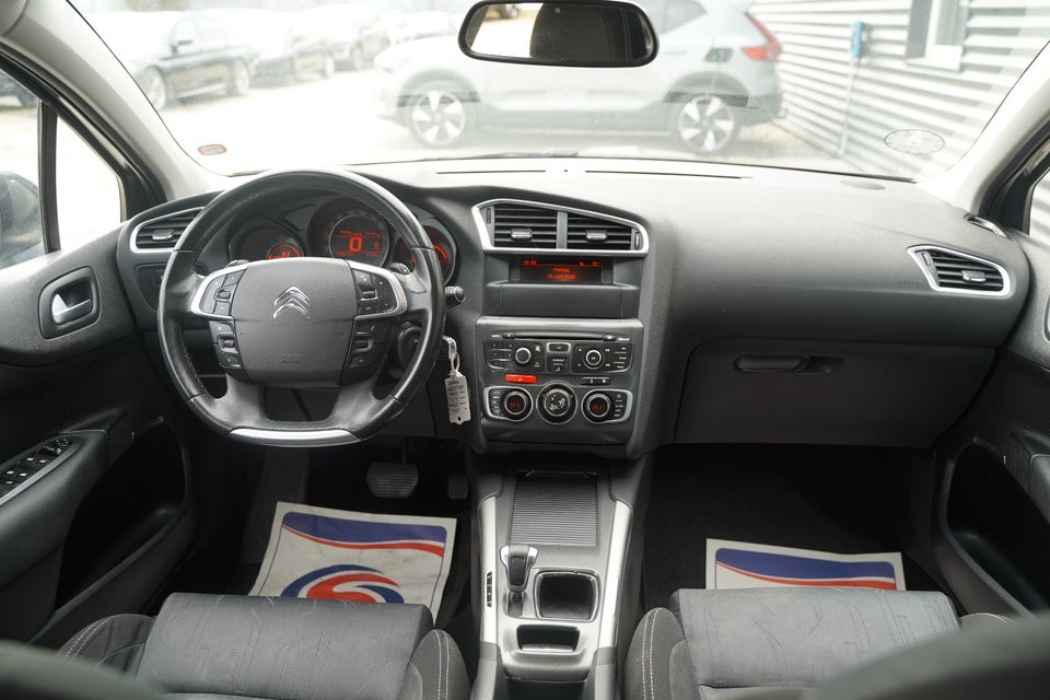 Citroën C4 1,6 e-HDi 112 Exclusive E6G 5d
