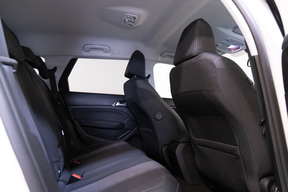 Peugeot 308 1,5 BlueHDi 130 Allure Pack 5d