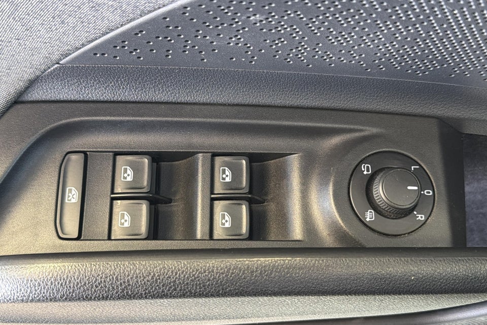 Skoda Enyaq 80x iV Plus 5d