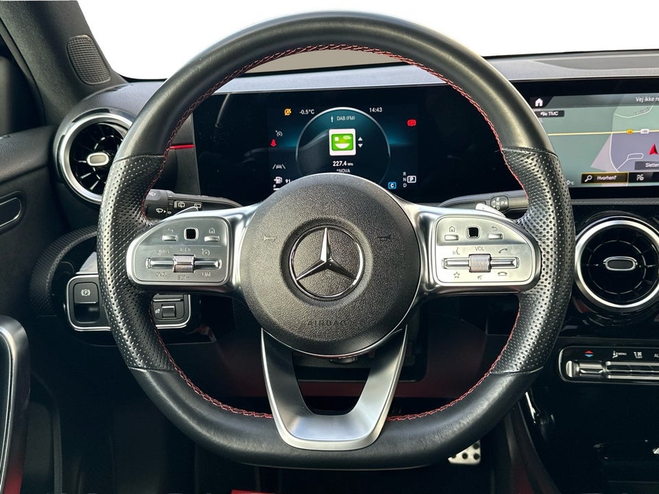 Mercedes A200 d 2,0 AMG Line aut. 4d