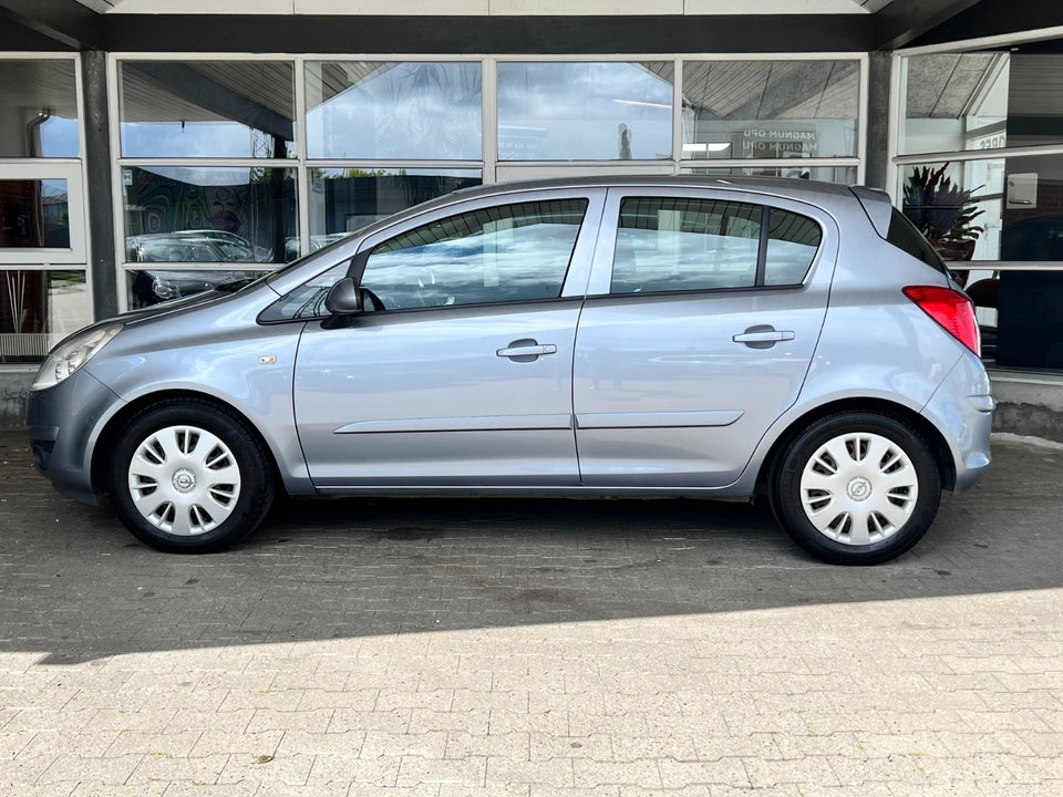 Opel Corsa 1,2 16V Enjoy 5d