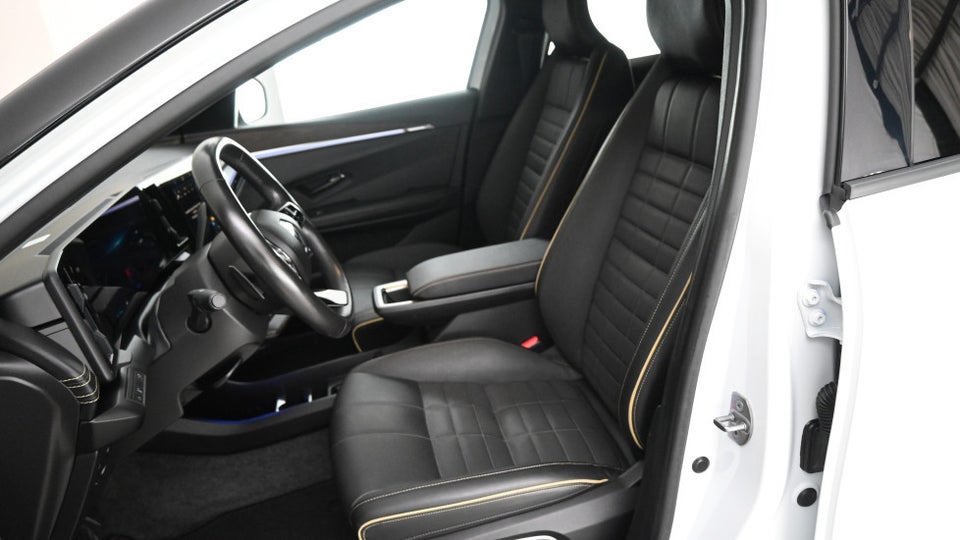 Renault Megane E-Tech 60 Iconic 5d