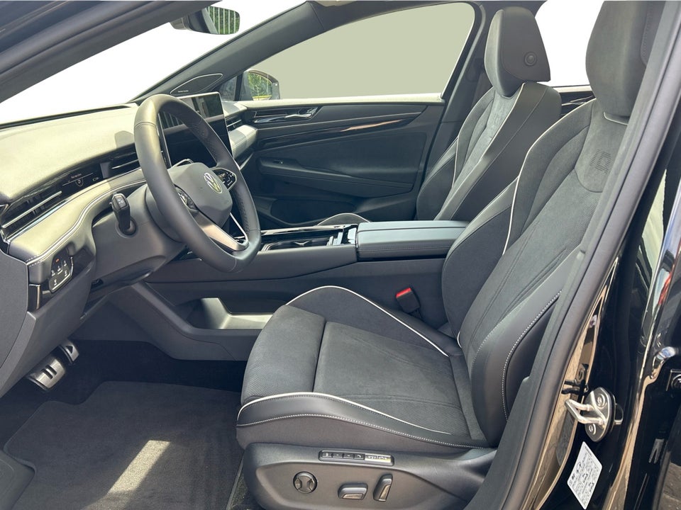 VW ID.7 86 Style S Tourer 5d