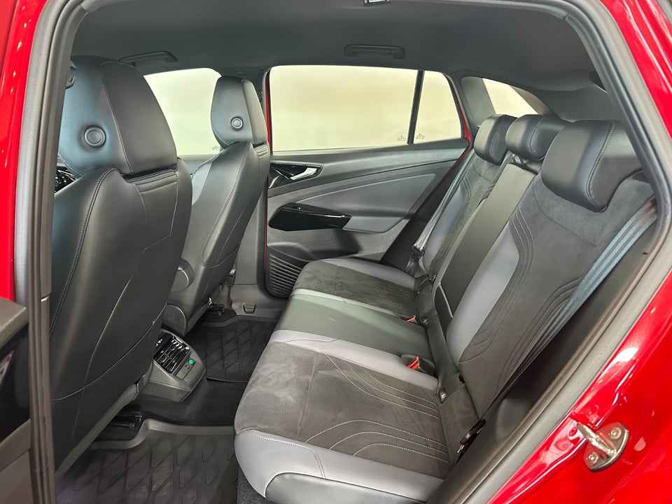 VW ID.4 77 Pro Performance 5d