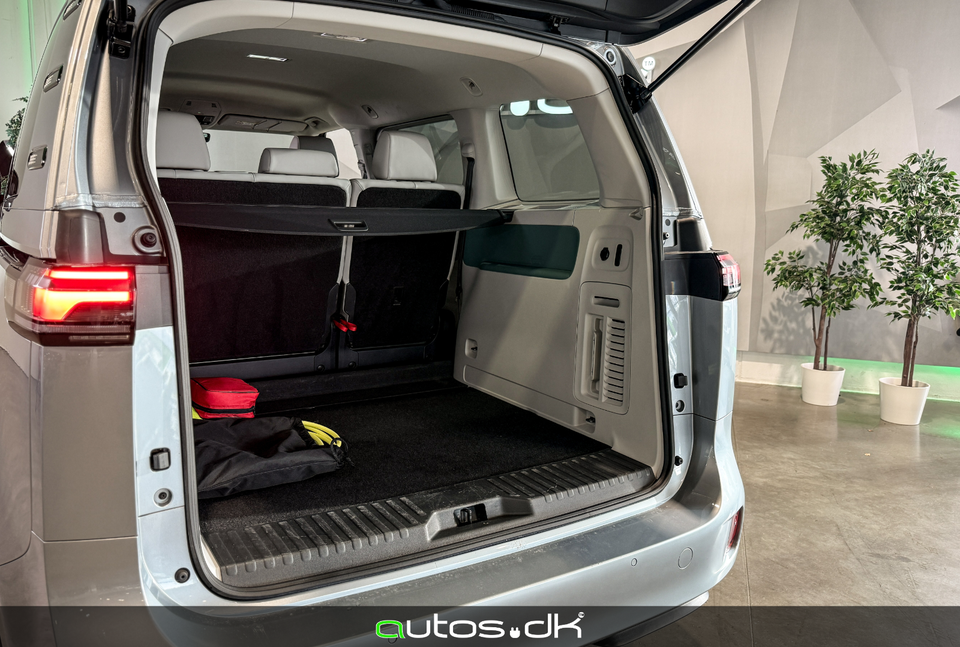 VW ID.Buzz 77 Pro SWB 5d