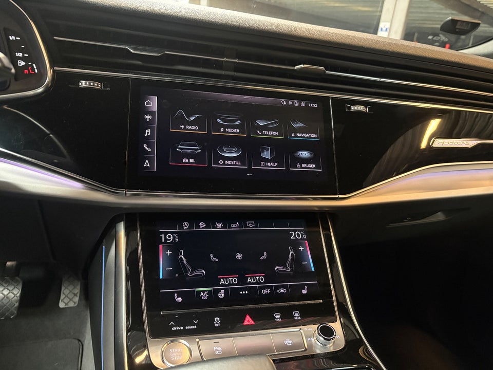 Audi Q8 50 TDi S-line quattro Tiptr. 5d