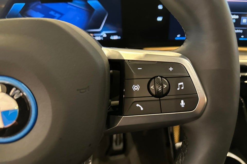 BMW iX1 eDrive20 M-Sport 5d