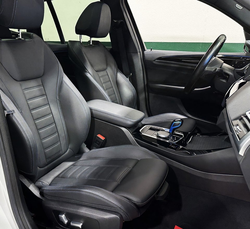 BMW iX3 Charged Plus M-Sport 5d